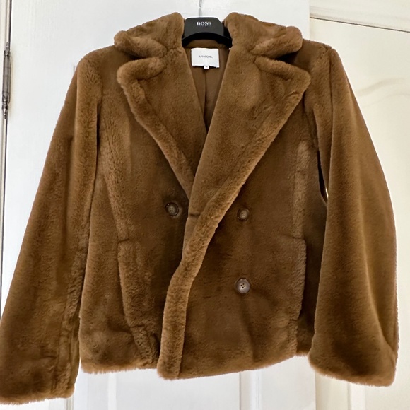 Vince Double Breasted Teddy Faux Fur Jacket/Coat, Size XS, Camel - Picture 6 of 15